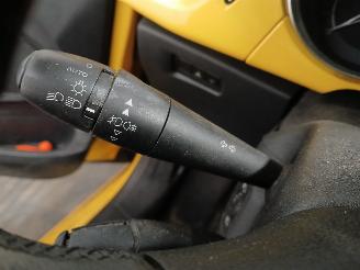 Citroën DS3 DS3 (SA) Hatchback 1.6 e-HDi (DV6DTED(9HP)) [68kW]  (11-2009/07-2015) picture 14