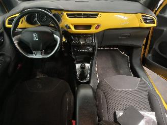 Citroën DS3 DS3 (SA) Hatchback 1.6 e-HDi (DV6DTED(9HP)) [68kW]  (11-2009/07-2015) picture 11
