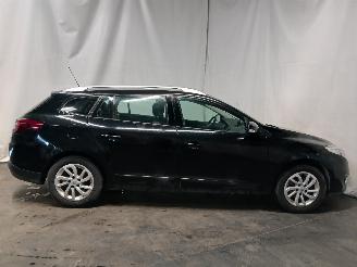 Renault Mégane Megane III Grandtour (KZ) Combi 5-drs 1.5 dCi 110 (K9K-636(K9K-A6)) [8=
1kW]  (02-2009/04-2016) picture 7