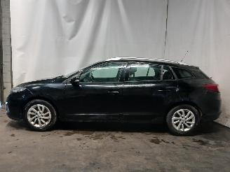 Renault Mégane Megane III Grandtour (KZ) Combi 5-drs 1.5 dCi 110 (K9K-636(K9K-A6)) [8=
1kW]  (02-2009/04-2016) picture 4