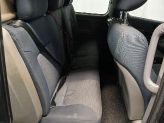 Hyundai H-300 H-300 Van 2.5 CRDi (D4CB) [125kW]  (02-2008/...) picture 9