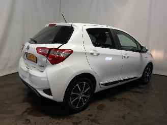 Toyota Yaris Yaris III (P13) Hatchback 1.5 16V Hybrid (1NZ-FXE) [74kW]  (04-2015/09=
-2020) picture 6