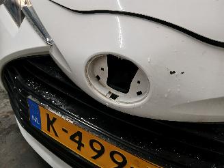 Toyota Yaris Yaris III (P13) Hatchback 1.5 16V Hybrid (1NZ-FXE) [74kW]  (04-2015/09=
-2020) picture 20