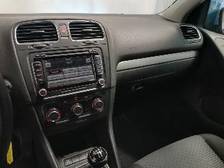Volkswagen Golf Golf VI (5K1) Hatchback 2.0 TDI 16V (CBDC) [81kW]  (10-2008/11-2012) picture 16