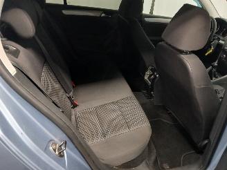 Volkswagen Golf Golf VI (5K1) Hatchback 2.0 TDI 16V (CBDC) [81kW]  (10-2008/11-2012) picture 10
