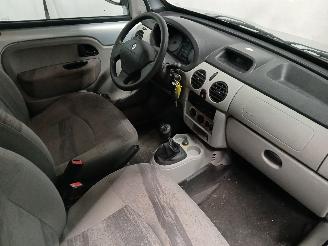 Renault Kangoo Kangoo (KC) MPV 1.2 16V (D4F-712(D4F-B7)) [55kW]  (06-2001/01-2008) picture 9