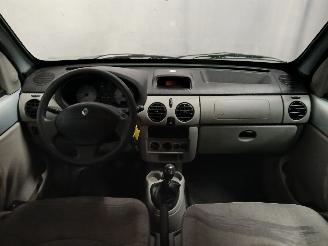 Renault Kangoo Kangoo (KC) MPV 1.2 16V (D4F-712(D4F-B7)) [55kW]  (06-2001/01-2008) picture 12