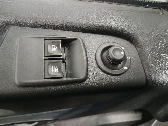 Opel Vivaro Vivaro Van 1.6 CDTi BiTurbo 125 (R9M-452(R9M-D4)) [92kW]  (03-2016/12-=
2019) picture 13