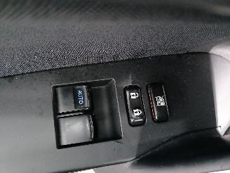Toyota Auris Auris Touring Sports (E18) Combi 1.8 16V Hybrid (2ZRFXE) [100kW]  (07-=
2013/12-2018) picture 14