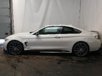 BMW 4-serie 4 serie (F32) Coupé 440i 3.0 TwinPower Turbo 24V (B58-B30A) [240kW] =
 (03-2016/10-2020) picture 3