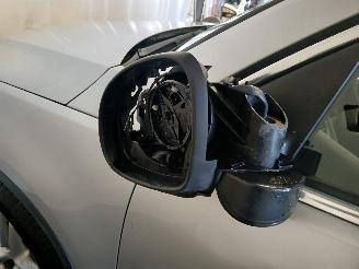 Volkswagen Tiguan Tiguan (5N1/2) SUV 2.0 TDI 16V 4Motion (CBAA) [100kW]  (11-2007/07-201=
8) picture 30