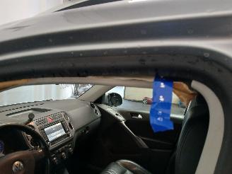 Volkswagen Tiguan Tiguan (5N1/2) SUV 2.0 TDI 16V 4Motion (CBAA) [100kW]  (11-2007/07-201=
8) picture 22