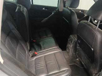 Volkswagen Tiguan Tiguan (5N1/2) SUV 2.0 TDI 16V 4Motion (CBAA) [100kW]  (11-2007/07-201=
8) picture 10