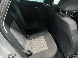 Volkswagen Polo Polo V (6R) Hatchback 1.2 TDI 12V BlueMotion (CFWA(Euro 5)) [55kW]  (1=
0-2009/05-2014) picture 10