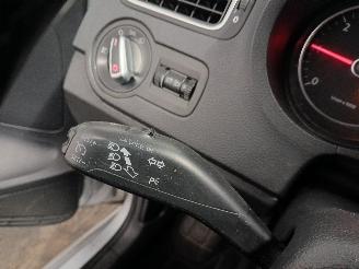 Volkswagen Polo Polo V (6R) Hatchback 1.2 TDI 12V BlueMotion (CFWA(Euro 5)) [55kW]  (1=
0-2009/05-2014) picture 15