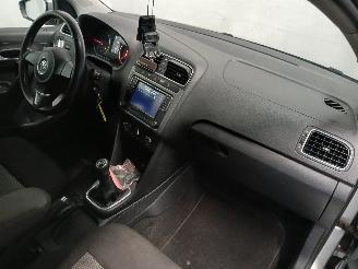 Volkswagen Polo Polo V (6R) Hatchback 1.2 TDI 12V BlueMotion (CFWA(Euro 5)) [55kW]  (1=
0-2009/05-2014) picture 8
