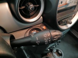 Mini Mini Mini (R56) Hatchback 1.6 16V One (N16-B16A) [55kW]  (03-2010/11-2013) picture 15