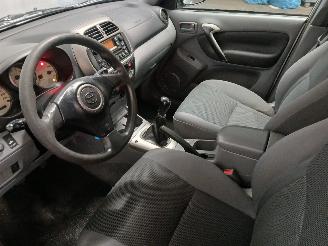 Toyota Rav-4 RAV4 (A2) Terreinwagen 1.8 16V VVT-i 4x2 (1ZZFE) [92kW]  (08-2000/11-2=
005) picture 12