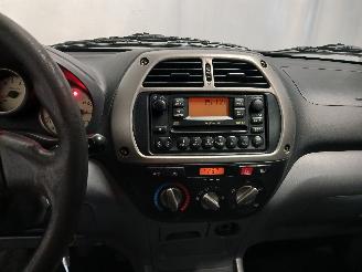Toyota Rav-4 RAV4 (A2) Terreinwagen 1.8 16V VVT-i 4x2 (1ZZFE) [92kW]  (08-2000/11-2=
005) picture 17