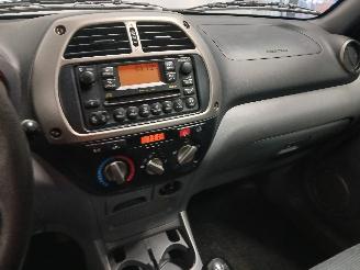 Toyota Rav-4 RAV4 (A2) Terreinwagen 1.8 16V VVT-i 4x2 (1ZZFE) [92kW]  (08-2000/11-2=
005) picture 16