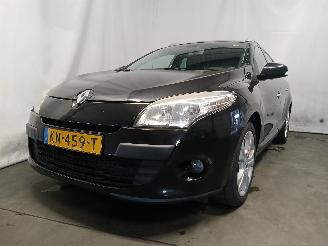 Schadeauto Renault Mégane Megane III Grandtour (KZ) Combi 5-drs 1.4 16V TCe 130 (H4J-700(H4J-A7)=
) [96kW]  (05-2009/02-2016) 2010/9