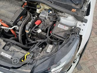 Peugeot 208 208 II (UB/UH/UP) Hatchback 5-drs e-208 50 kWh (ZKX) [100kW]  (06-2019=
/...) picture 30