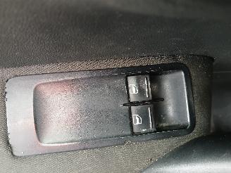 Volkswagen Polo Polo V (6R) Hatchback 1.2 TDI 12V BlueMotion (CFWA(Euro 5)) [55kW]  (1=
0-2009/05-2014) picture 11