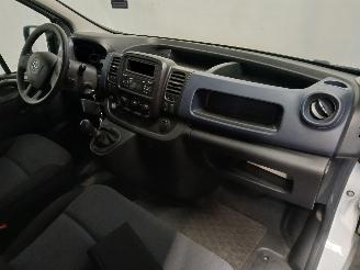 Opel Vivaro Vivaro Van 1.6 CDTI 95 Euro 6 (R9M-413(R9M-H4)) [70kW]  (03-2016/12-20=
19) picture 8