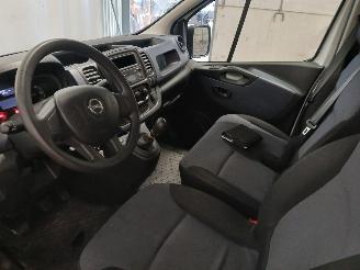 Opel Vivaro Vivaro Van 1.6 CDTI 95 Euro 6 (R9M-413(R9M-H4)) [70kW]  (03-2016/12-20=
19) picture 13