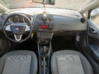 Seat Ibiza Ibiza IV (6J5) Hatchback 5-drs 1.2 TDI Ecomotive (CFWA) [55kW]  (06-20=
10/05-2015) picture 10