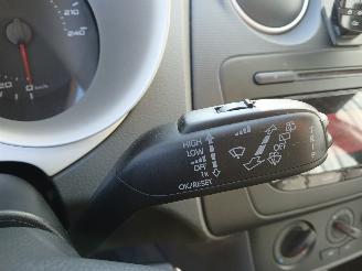 Seat Ibiza Ibiza IV (6J5) Hatchback 5-drs 1.2 TDI Ecomotive (CFWA) [55kW]  (06-20=
10/05-2015) picture 15