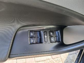 Seat Ibiza Ibiza IV (6J5) Hatchback 5-drs 1.2 TDI Ecomotive (CFWA) [55kW]  (06-20=
10/05-2015) picture 12