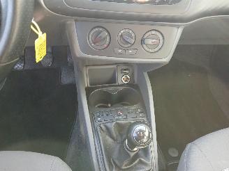 Seat Ibiza Ibiza IV (6J5) Hatchback 5-drs 1.2 TDI Ecomotive (CFWA) [55kW]  (06-20=
10/05-2015) picture 18