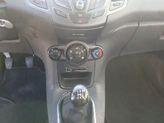 Ford Fiesta Fiesta 6 (JA8) Hatchback 1.0 SCI 12V 80 (P4JA(Euro 5)) [59kW]  (10-201=
2/06-2017) picture 18