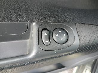 Fiat 500 500C (312) Cabrio 0.9 TwinAir 85 (312.A.2000) [63kW]  (09-2009/...) picture 12