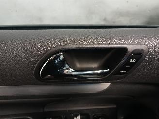 Volkswagen Golf Golf V (1K1) Hatchback 2.0 GTI 16V (AXX) [147kW]  (10-2004/02-2009) picture 14