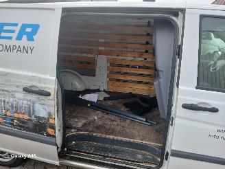 Mercedes Vito Vito (639.6) Van 2.2 113 CDI 16V Euro 5 (OM651.940) [100kW]  (09-2010/=
=2E..) picture 9