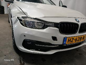 BMW 3-serie 3 serie (F30) Sedan 320d 2.0 16V (B47-D20A) [140kW]  (07-2015/10-2018)= picture 31