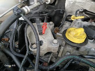 Renault Clio Clio IV (5R) Hatchback 5-drs 0.9 Energy TCE 90 12V (H4B-400(H4B-A4)) [=
66kW]  (11-2012/08-2021) picture 29