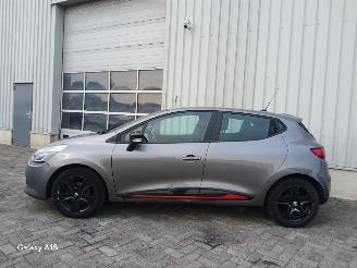 Renault Clio Clio IV (5R) Hatchback 5-drs 0.9 Energy TCE 90 12V (H4B-400(H4B-A4)) [=
66kW]  (11-2012/08-2021) picture 4