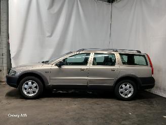 Volvo Xc-70 XC70 (SZ) SUV XC70 2.4 T 20V (B5244T3) [147kW]  (03-2000/09-2002) picture 3