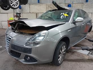 Sloopauto Alfa Romeo Giulietta Giulietta (940) Hatchback 1.4 TB 16V MultiAir (940.A.2000) [125kW]  (0=
4-2010/10-2018) 2013
