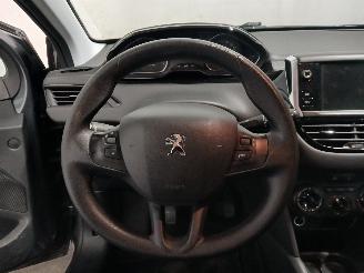 Peugeot 208 208 I (CA/CC/CK/CL) Hatchback 1.2 Vti 12V PureTech 82 (EB2F(HMZ)) [60k=
W]  (03-2012/12-2019) picture 20