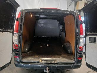 Mercedes Vito Vito (639.6) Van 2.2 116 CDI 16V Euro 5 (OM651.940) [120kW]  (09-2010/=
=2E..) picture 10