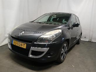 Sloopauto Renault Scenic Scénic III (JZ) MPV 1.4 16V TCe 130 (H4J-700(H4J-A7)) [96kW]  (02-20=
09/09-2016) 2011/9