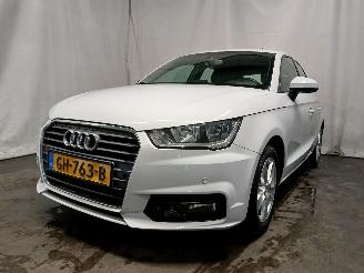 Vaurioauto  passenger cars Audi A1 A1 Sportback (8XA/8XF) Hatchback 5-drs 1.0 TFSI Ultra 12V (CHZB(Euro 6=
)) [70kW]  (03-2015/10-2018) 2015/5