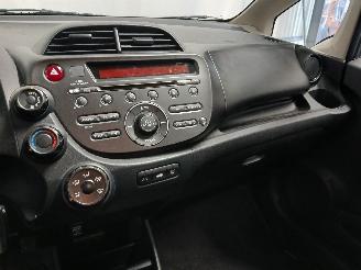 Honda Jazz Jazz (GE6/GE8/GG/GP) Hatchback 1.2 VTEC 16V (L12B2) [66kW]  (07-2008/0=
6-2015) picture 16