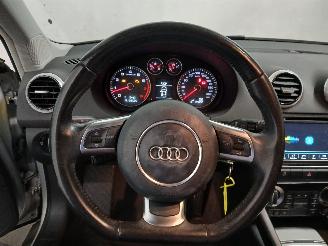 Audi A3 A3 Sportback (8PA) Hatchback 5-drs 1.4 TFSI 16V (CAXC) [92kW]  (09-200=
7/03-2013) picture 12