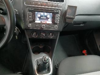 Volkswagen Polo Polo V (6R) Hatchback 1.2 TDI 12V BlueMotion (CFWA(Euro 5)) [55kW]  (1=
0-2009/05-2014) picture 12