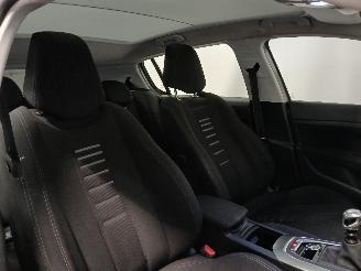 Peugeot 308 308 (L3/L8/LB/LH/LP) Hatchback 5-drs 1.6 16V THP (EP6CDT(5FA)) [92kW] =
 (09-2013/06-2021) picture 8